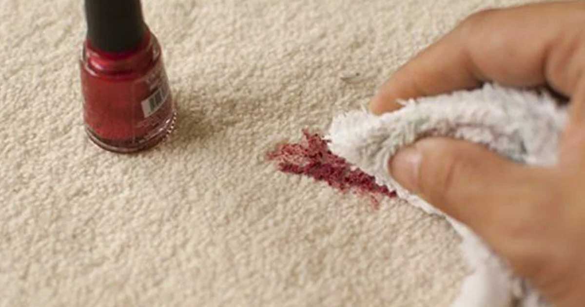 پاک کردن لکه لاک از روی فرش با الکل