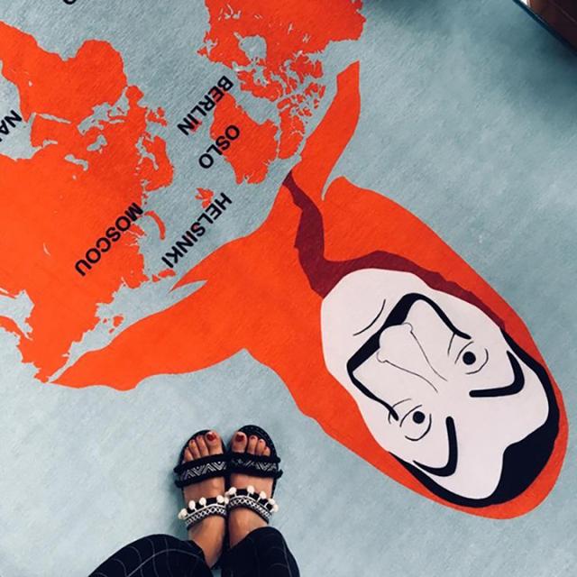 عکس فرش خانه کاغذی