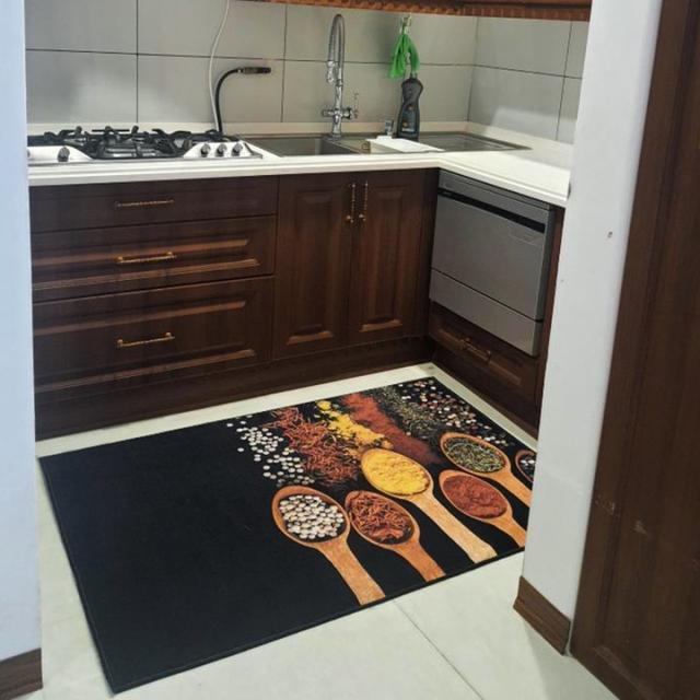 عکس فرش پاپریکا