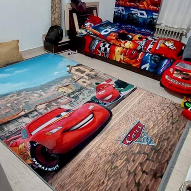 عکس فرش مک کویین 2